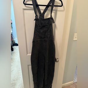 Tie closure overalls